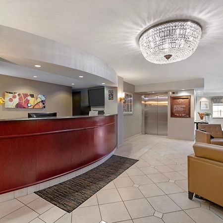 Best Western On The Avenue Buffalo Bagian luar foto