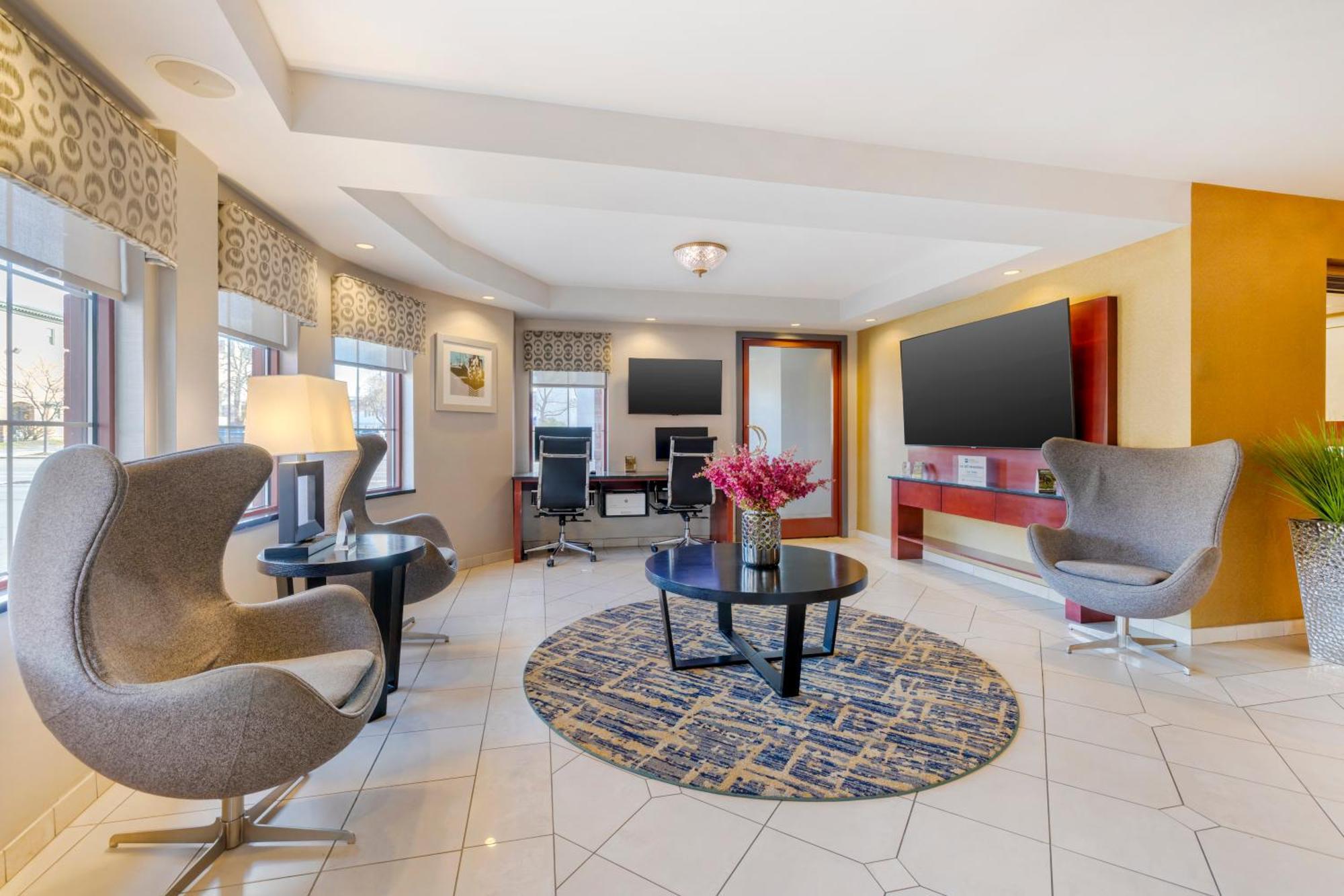 Best Western On The Avenue Buffalo Bagian luar foto