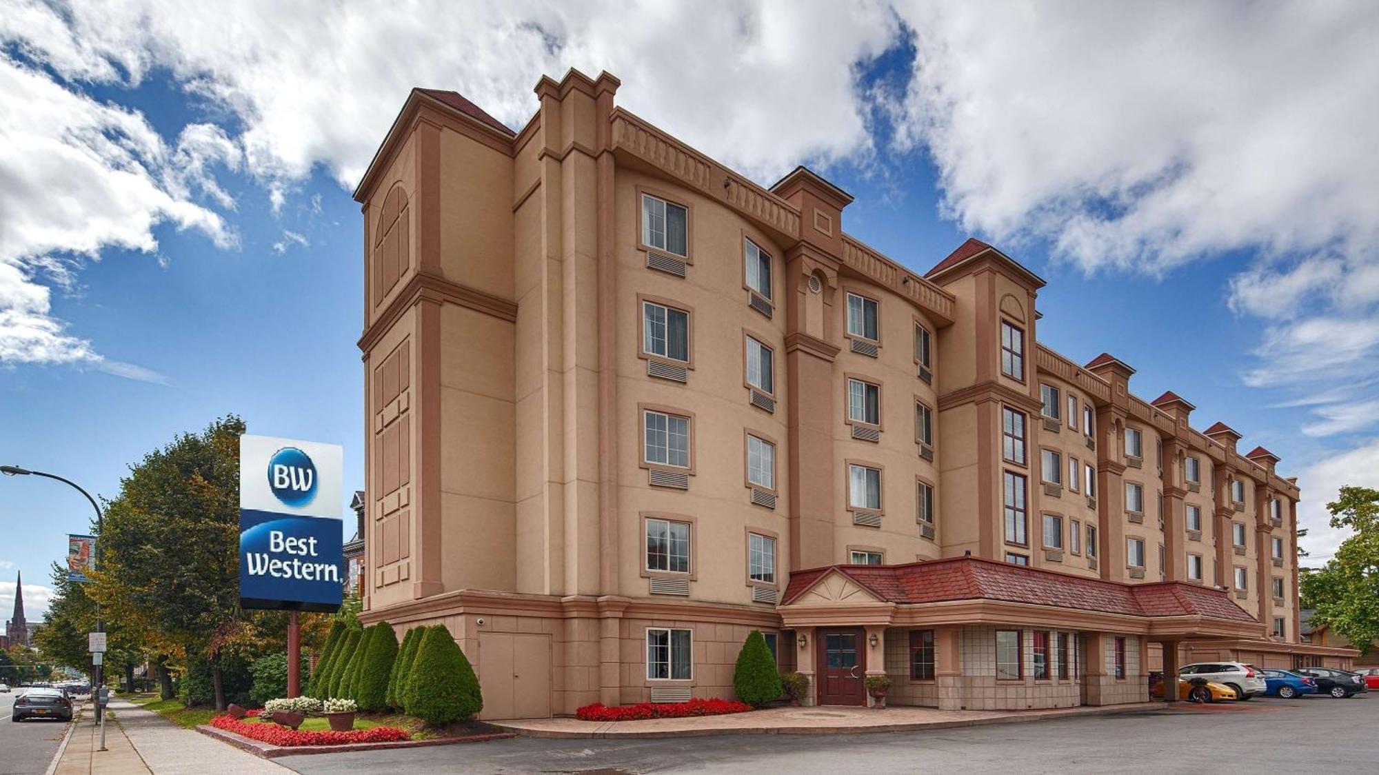 Best Western On The Avenue Buffalo Bagian luar foto