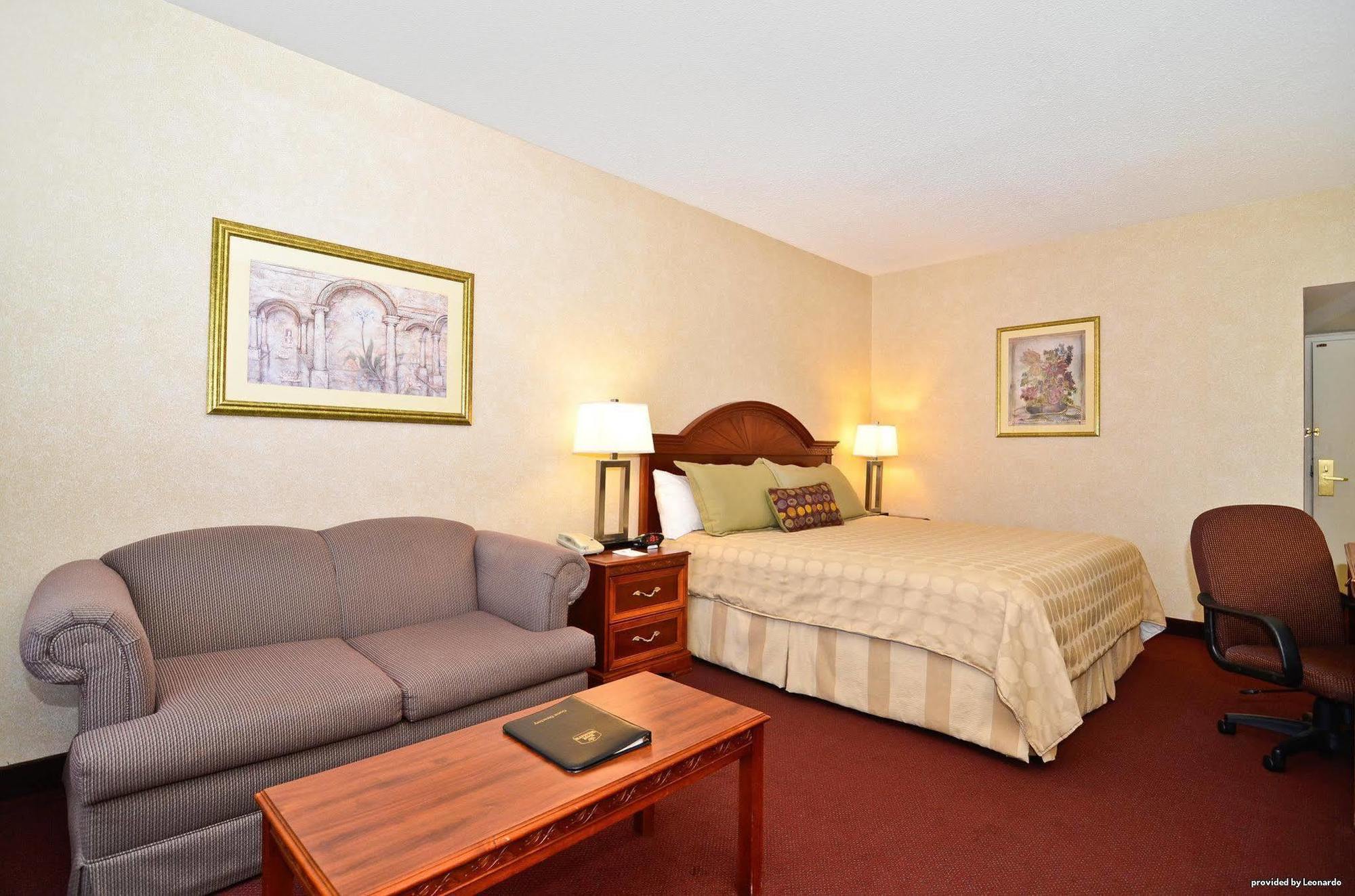 Best Western On The Avenue Buffalo Ruang foto