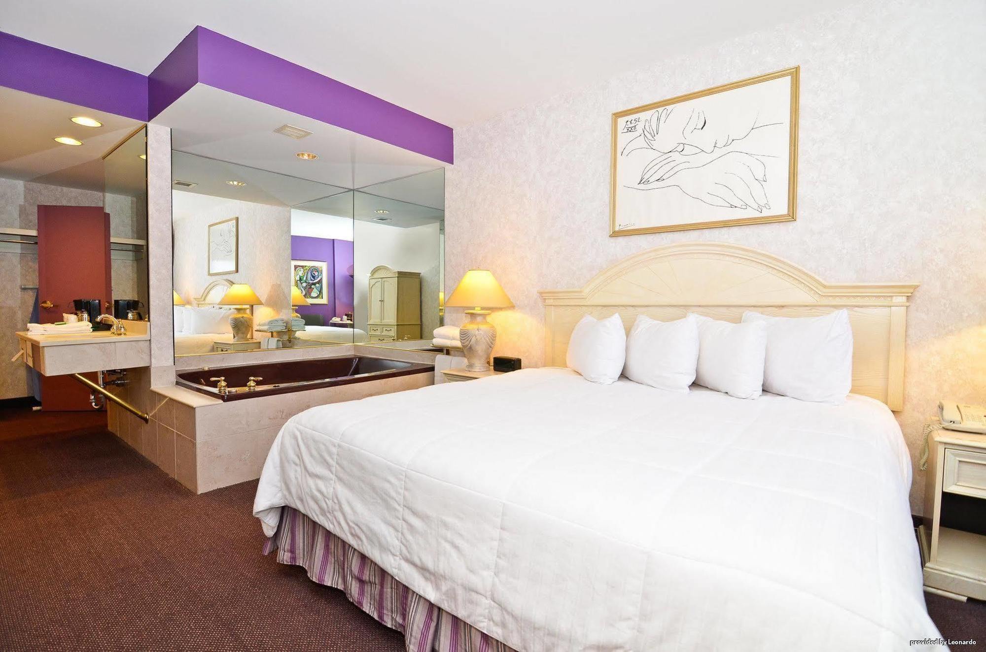Best Western On The Avenue Buffalo Ruang foto